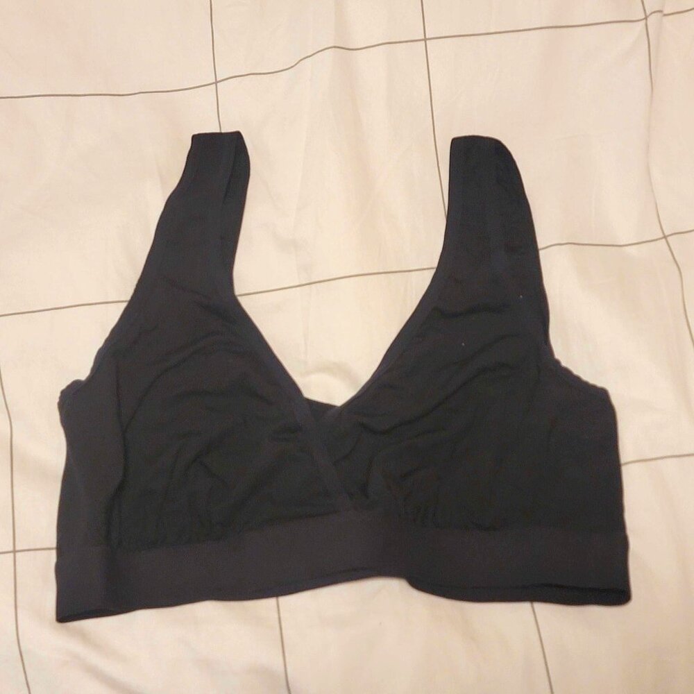 NEW Storq Deluxe Nursing & Sleep Bra Size L (BLACK)